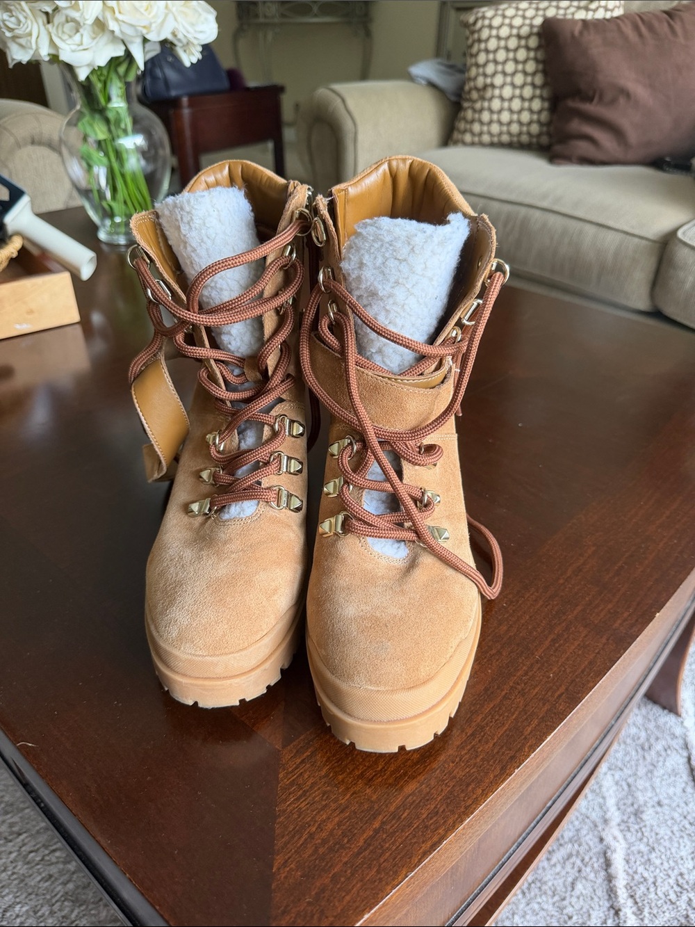 Marc Fisher Tan Suede Lace-Up Shearling lug hiker  Boots size 10